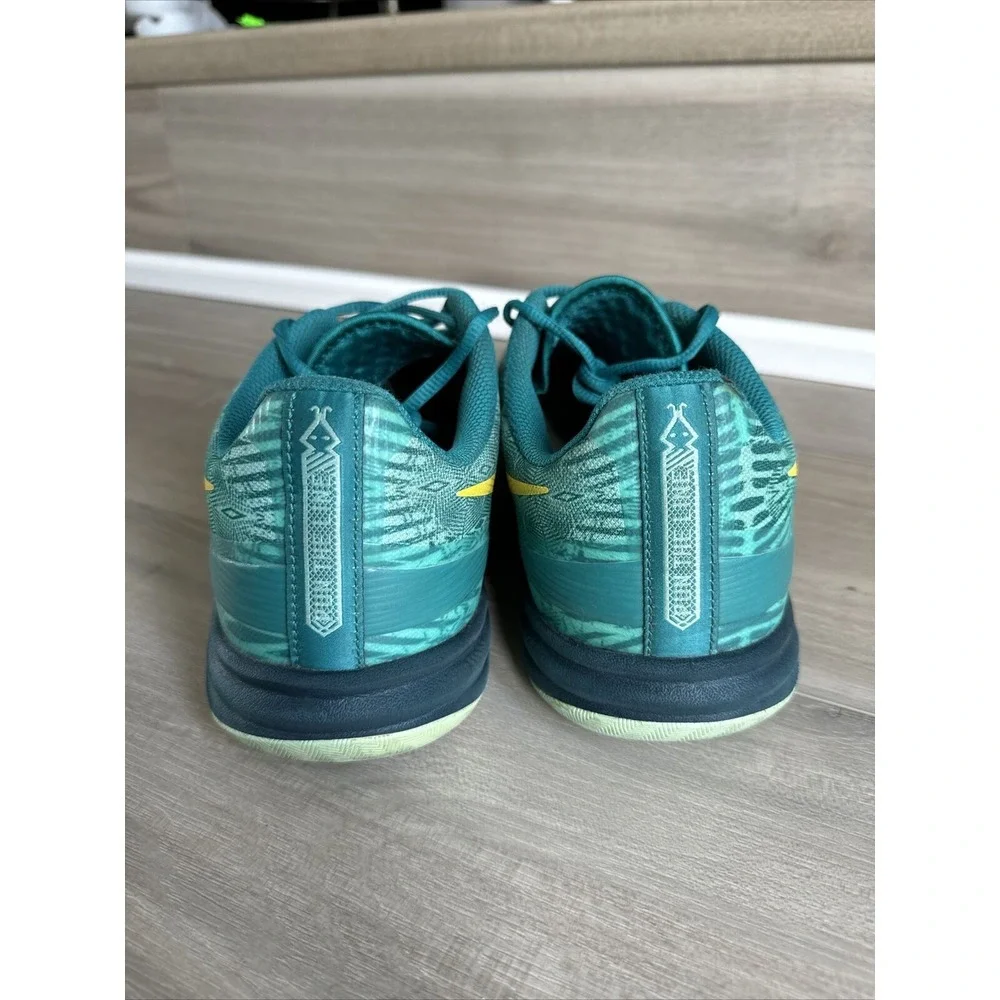 Nike KB Mentality 